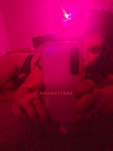 Profile Image of Melbourne Escort selena