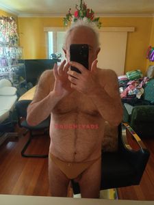 Profile Image of Melbourne Male Escort Rocco Rossi Italian Daddy