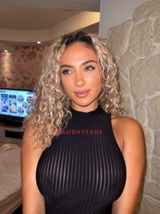 Profile Image of Adelaide Escort Ella55