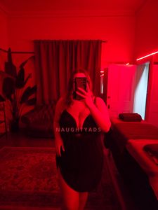 Profile Image of Adelaide Escort Kiki