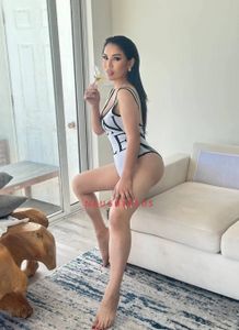 Profile Image of Melbourne Escort Lacey 