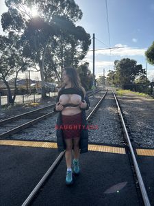 Profile Image of Adelaide Escort Mrs D  