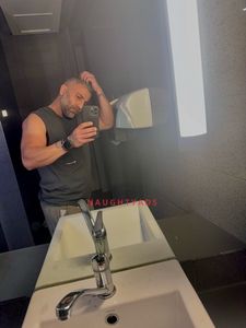 Profile Image of Adelaide Male Escort Luka