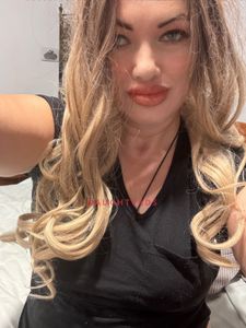 Profile Image of Bribie Island Escort Isabella French 
