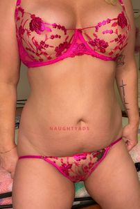 Nikki Cox  - Brisbane Escort - Profile Image