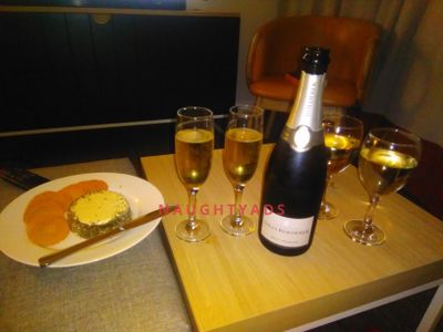 Profile Image of Canberra Escort Honey X, Party MILF