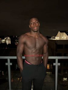 Profile Image of Darwin Male Escort Qwerty
