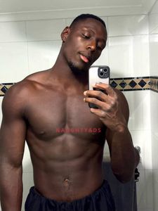 Profile Image of Darwin Male Escort Qwerty
