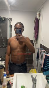 Profile Image of Dean Park Male Escort Tyrell