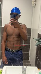 Profile Image of Dean Park Male Escort Tyrell