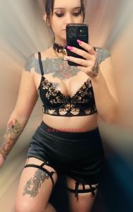 Profile Image of Emerald Escort Sapphire