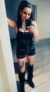 Profile Image of Gympie Escort Sapphire Jade