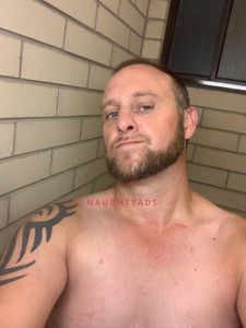 Image 4 for Blog Bi male available 
