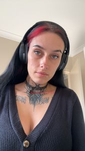 Profile Image of Melbourne Adult Content Creator Deadbabe