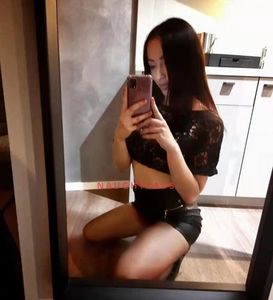 Profile Image of Melbourne Escort Alice