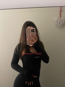 Profile Image of Melbourne Escort ARIEL - BY HER