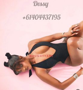 Dessy - Melbourne Escort - Profile Image