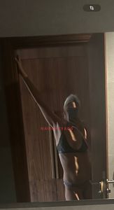 Profile Image of Melbourne Escort Lea