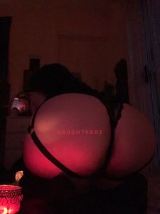 Profile Image of Melbourne Escort Maya