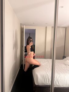 Profile Image of Melbourne Escort Mimi