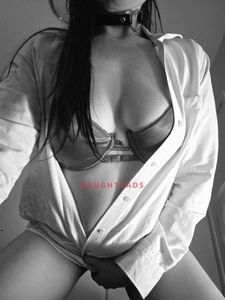 Profile Image of Melbourne Escort Mixy