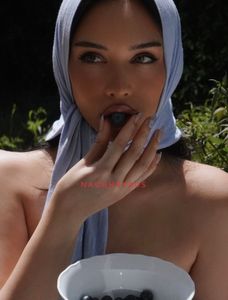 Profile Image of Melbourne Escort Only hotties and horny