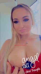 Profile Image of Melbourne Escort Taylah Pasadena