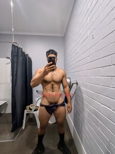 Profile Image of Perth Male Escort Robin