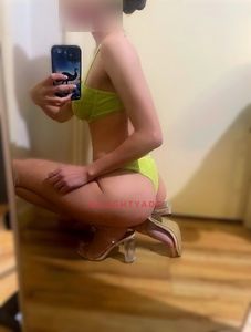 Profile Image of Perth Escort Daisy