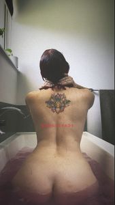 Profile Image of Perth Escort Little Red