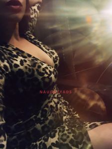 Profile Image of Queanbeyan Escort Suzi