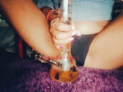 Profile Image of Sunshine Coast Escort Mia moore