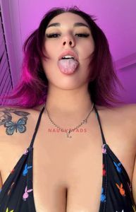 Profile Image of Sunshine Coast Escort Your Filthy Minx xo