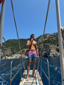 Profile Image of Sunshine Coast Male Escort Carl Rider
