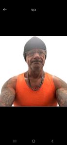 Profile Image of Sunshine Coast Male Escort keper i set