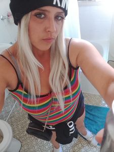 Profile Image of Sydney Escort Cum fuck me