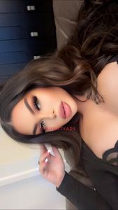Profile Image of Sydney Escort YANNI