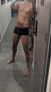 Profile Image of Perth Male Escort Hugh Mccartney