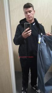 Profile Image of Adelaide Male Escort Henry HardCox