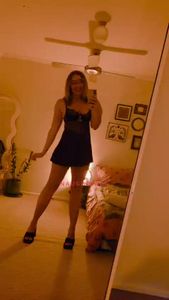 Profile Image of Sunshine Coast Escort Poppy of London