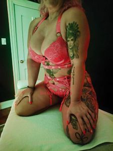 Profile Image of Adelaide Escort EmpressPink