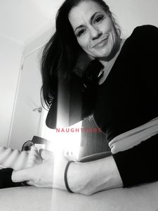 Profile Image of Adelaide Escort Jess Evans