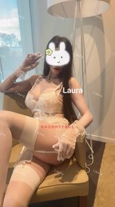 Profile Image of Adelaide Escort Laura 