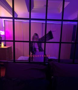 Profile Image of Adelaide Escort Oakley