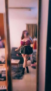 Profile Image of Adelaide Escort Roxy