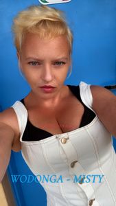 Profile Image of Albury Escort Misty 