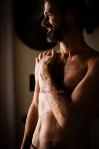 Profile Image of Albury Male Escort Ty Jones