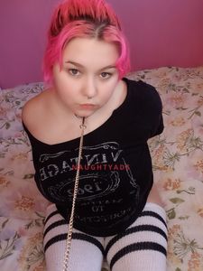 Profile Image of Baldivis Escort Plus Sized Pink Hair 