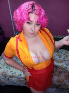 Profile Image of Baldivis Escort Plus Sized Pink Hair 