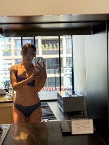 Profile Image of Brisbane Escort Kenzie